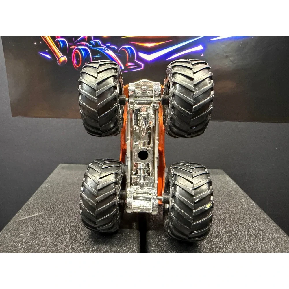 Hot Wheels Monster Jam Bigfoot mutil pack exclusive 